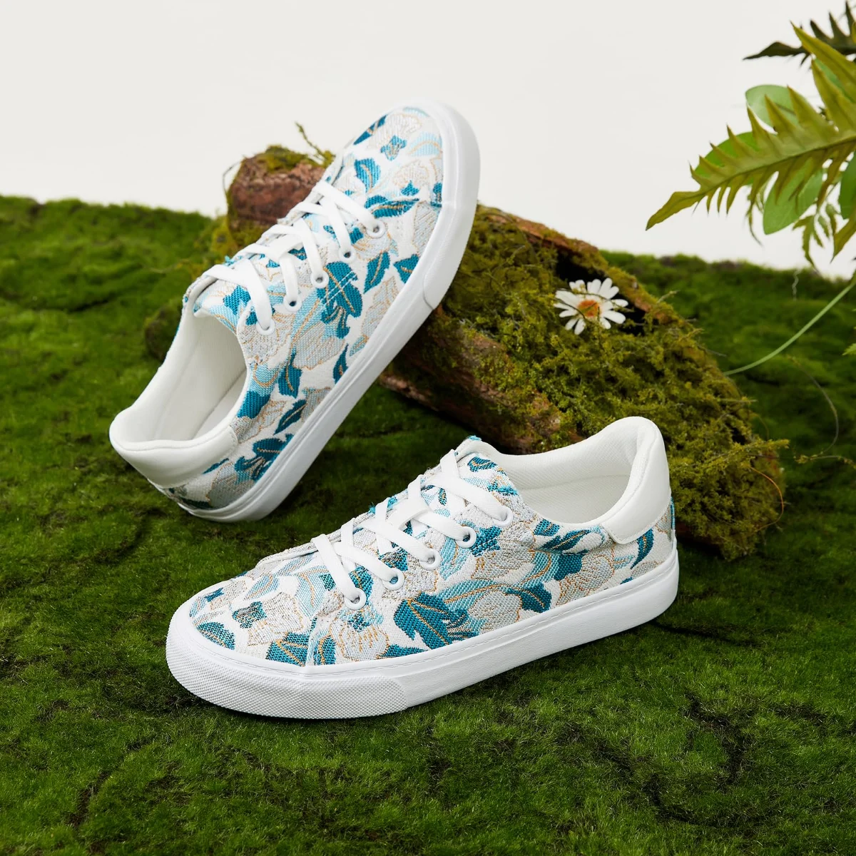 ZGR Maple Leaf Embroidered Low Top in Blue and White, worn