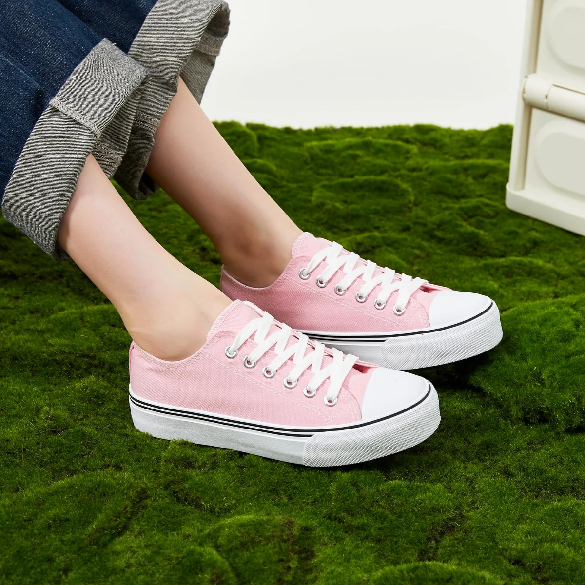 ZGR Padded Toe Low Top Canvas Sneaker in Pink, worn